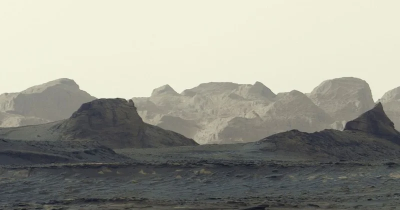 NASA Mars şəfəqinin qeyri adi görüntüsünü yayımlayıb