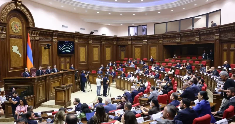Ermənistanda hərbi xidmətə çağırışla bağlı MÜHÜM QƏRAR