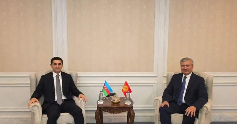 Fərid Əhmədov Qırğız Respublikasının ədliyyə naziri ilə görüşüb