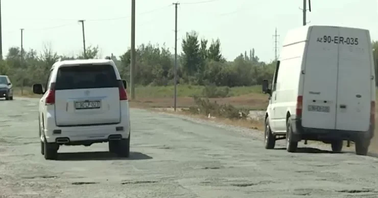Bir yol, iki rayon, çox sayda problem Göyçay Ucar yolundan görüntülər VİDEO