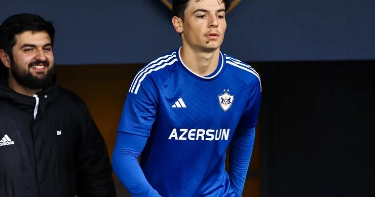 Əli İbrahim Olimpiakos a niyə gedib?