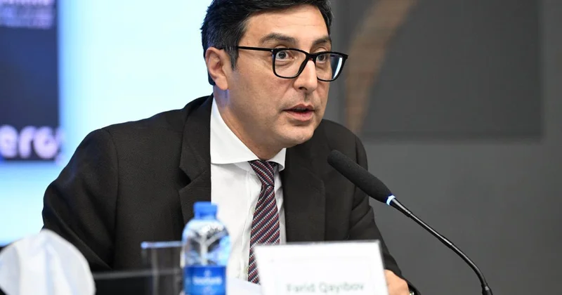 Fərid Qayıbov idmançılarla görüşüb