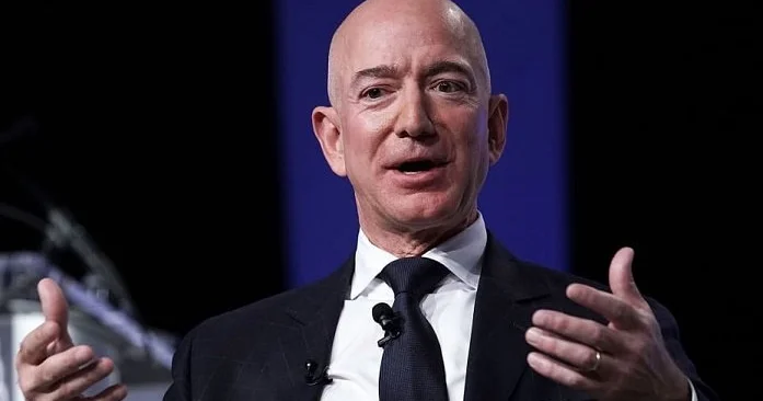 Ceff Bezos: “2028 ci ildə insanları Aya göndərə bilərik”