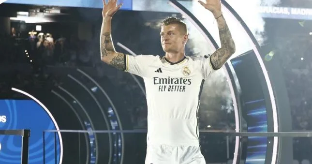 Toni Kroos məşqçiliyə başlayır