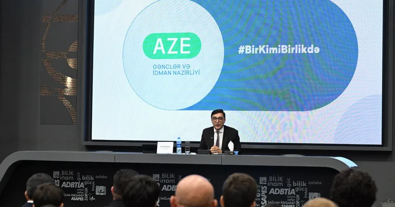 Fərid Qayıbov “İdman ustası” vəsiqələri təqdim edib FOTO