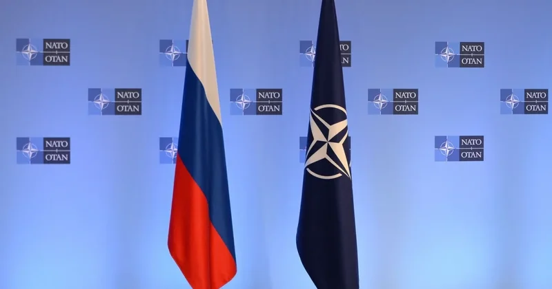 KİV: NATO nun tərəddüdü Rusiya ilə birbaşa qarşıdurma riskini artıra bilər