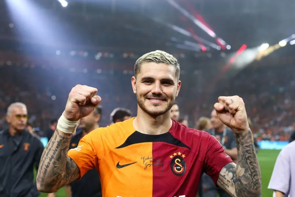 İkardidən Qalatasaray” azarkeşlərinə PİS XƏBƏR Yeni Sabah