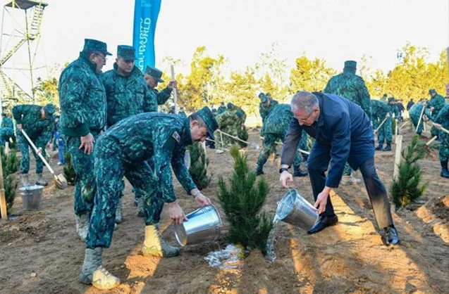 Zəfər Günü ağacəkmə aksiyası keçirildi Fotolar