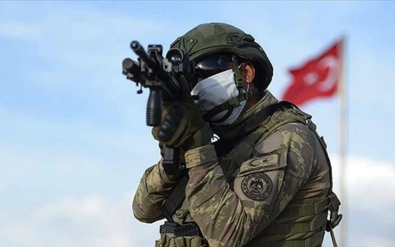 Türkiyə ordusu Suriya və İraqın şimalında 16 terrorçunu məhv edib