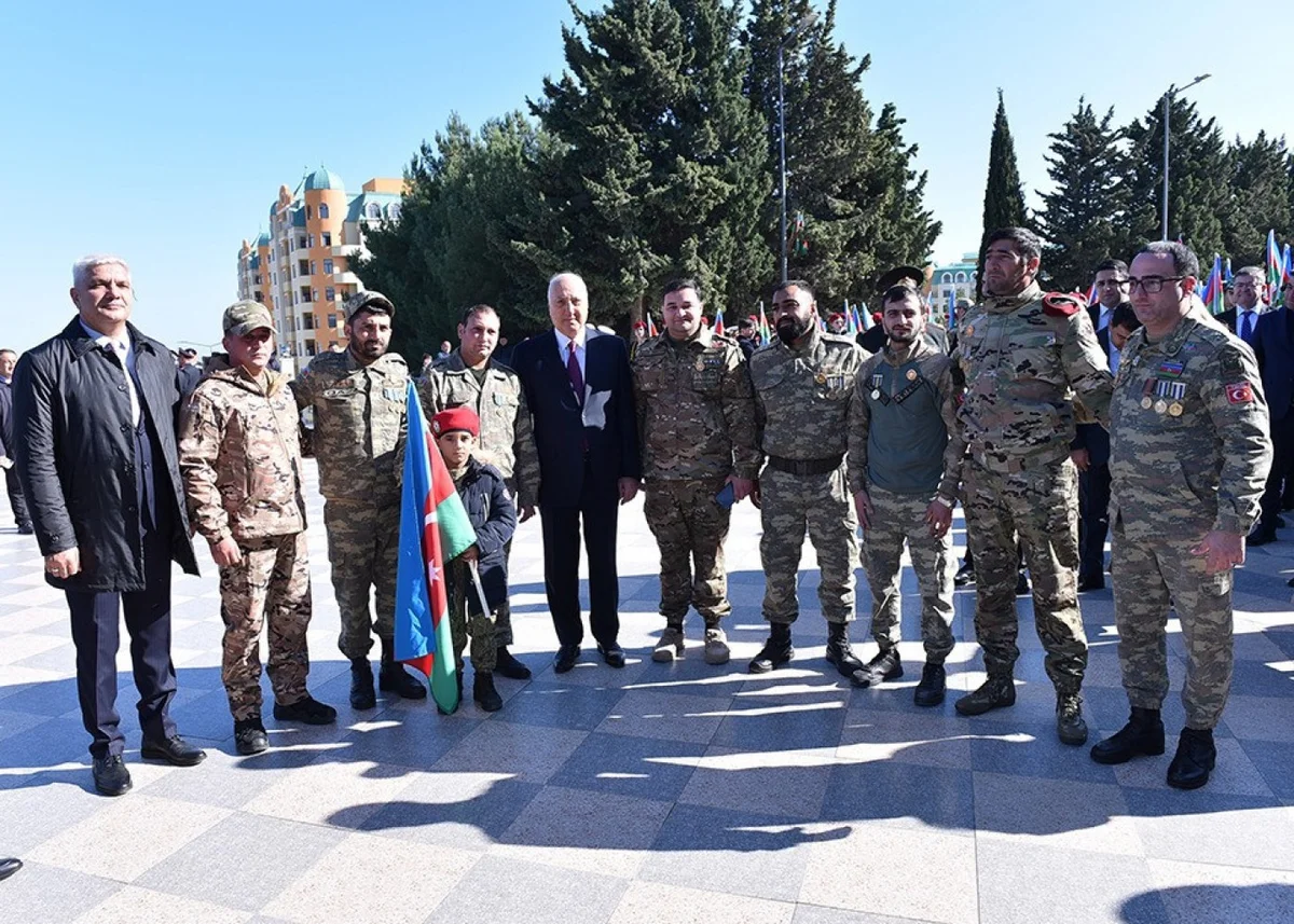 Sumqayıtda Zəfər Günü qeyd olundu FOTOLAR