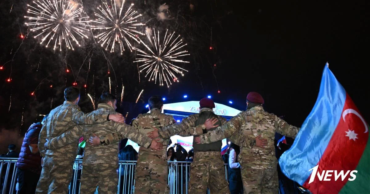 Грандиозный фейерверк Победы в Баку ФОТО ВИДЕО Новости