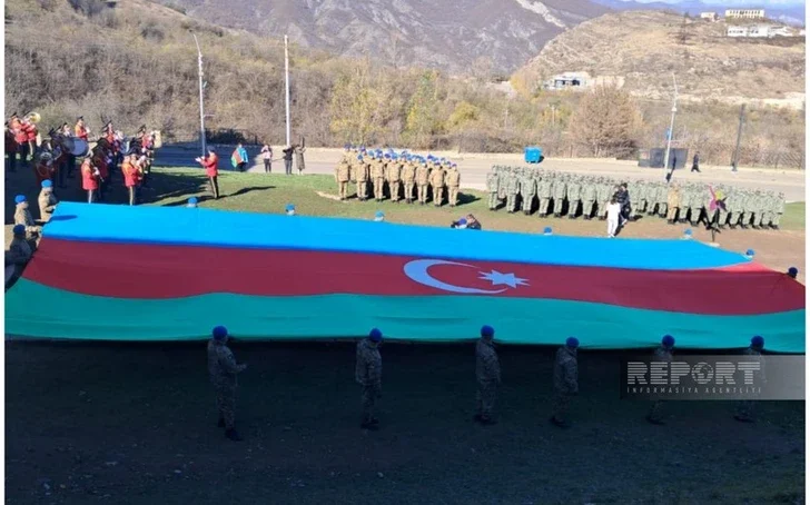 В Шуше состоялось шествие военнослужащих по случаю Дня Победы Новости Азербайджана