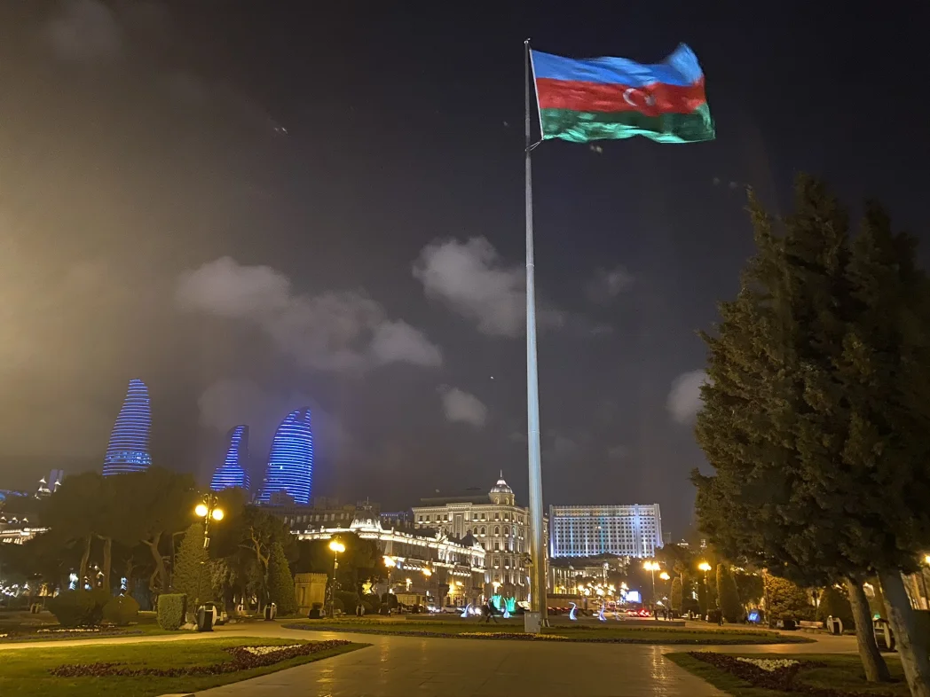 В Азербайджане отмечается День флага