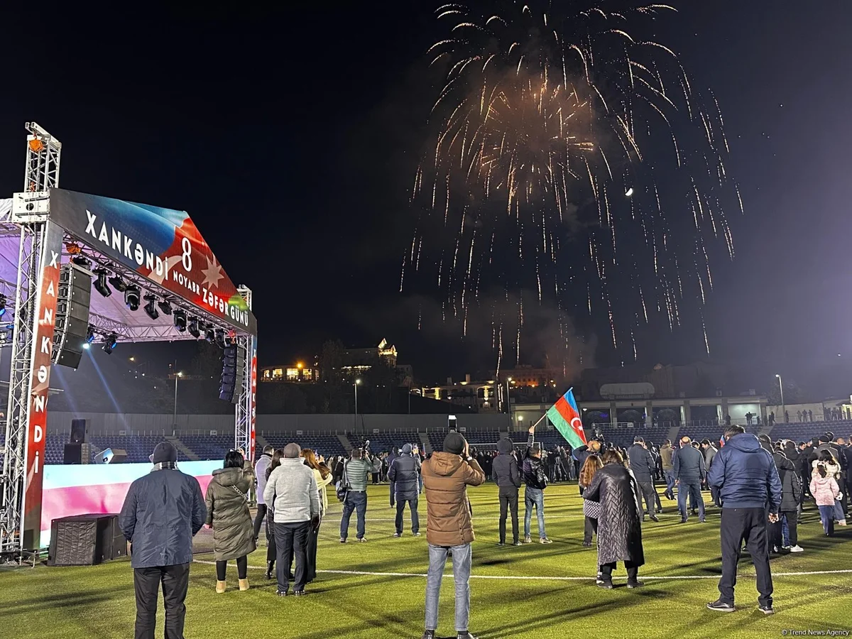 Xankəndidə bayram atəşfəşanlığı olub (FOTO/VİDEO)