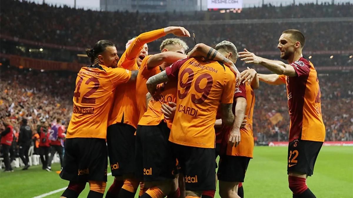 Qalatasaray Avropa Liqasında Tottenhemə qalib gəlib AzPolitika onlayn siyasiictimai qəzet