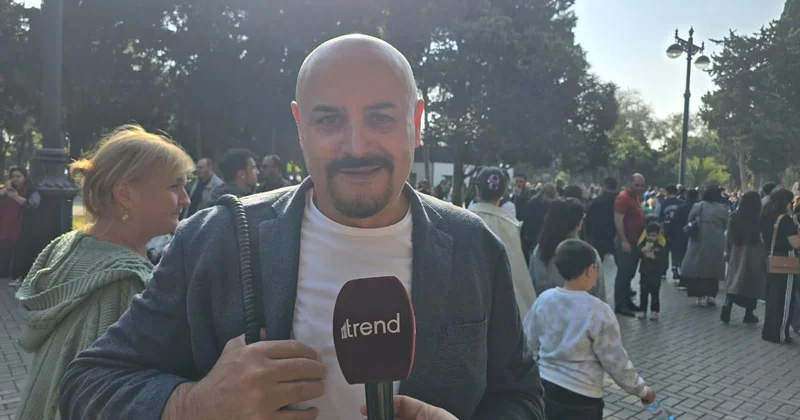 Для меня большая честь находиться в Азербайджане в этот славный день турецкий турист