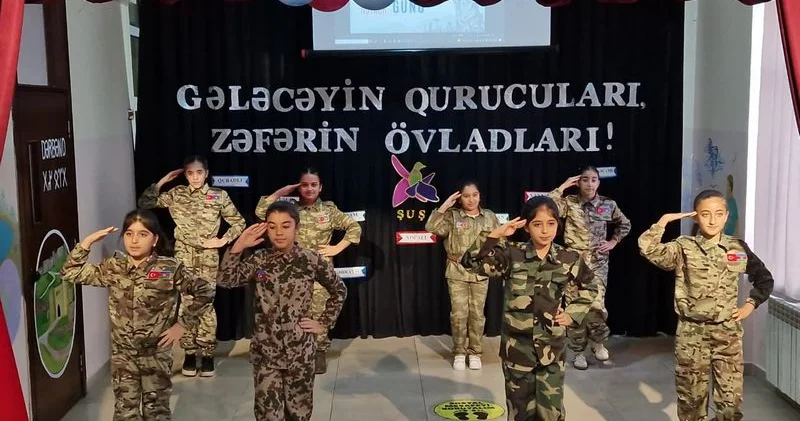 Zəfərdən şahlanışa Bakı Atatürk Liseyində Zəfər Günü qeyd olundu