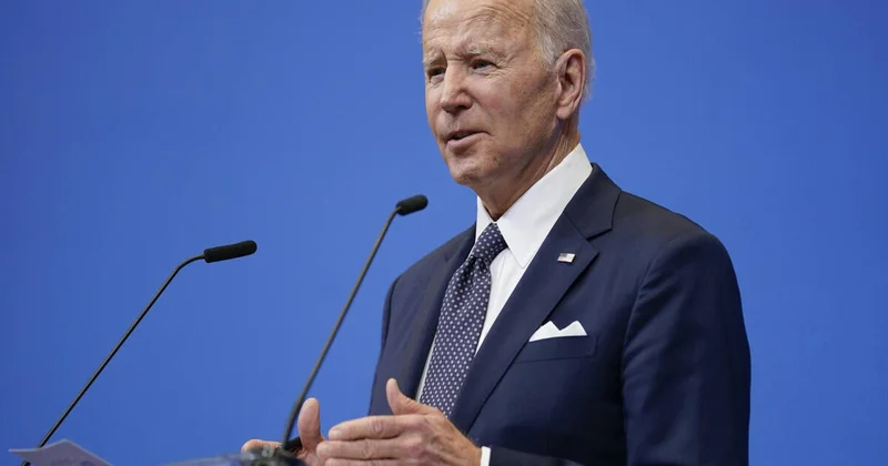 Bayden Trampı ölkəni biabır etməkdə günahlandırdı