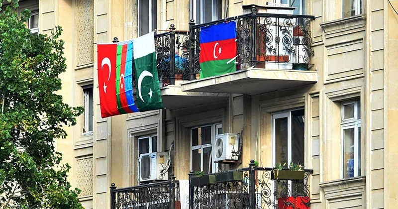 В те дни Турция приказала своим посольствам считать указания из Баку равными распоряжениям из Анкары Minval Politika