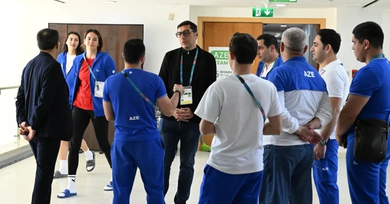 Fərid Qayıbov Ər Riyadda Azərbaycan idmançıları ilə görüşüb FOTO