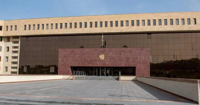 Коррупция в Минобороны Армении: фигуранты экс министр и генерал