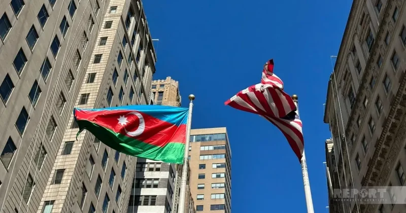 В финансовом центре Нью Йорка подняли флаг Азербайджана