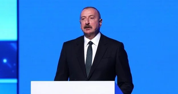 Bu gün bizim hərbi paradda Türkiyə hərbçilərinin iştirakı...