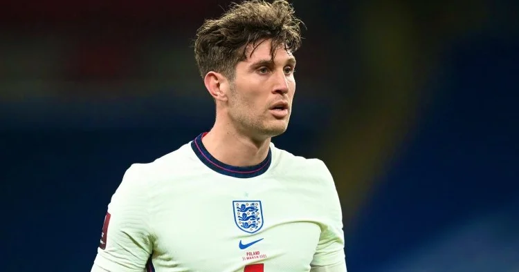 Mançester Siti nin müdafiəçisi Barselona ya keçə bilər