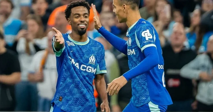 “Marsel” qələbə qazanaraq liderliyə yüksəlib