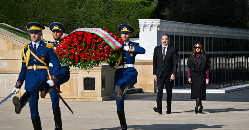 Şəhidlərin xatirəsinə ehtiram