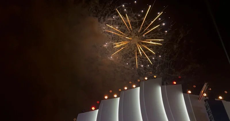 В Баку отметили День Победы грандиозным фейерверком