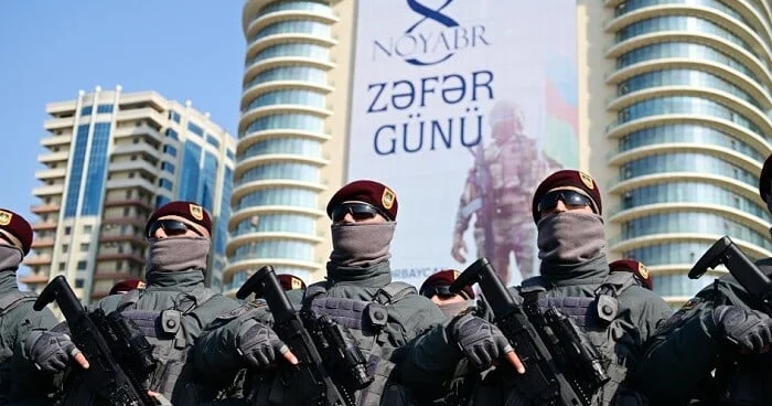 Zəfərin 5 illiyinə həsr olunan hərbi paradda 5 mindən çox şəxsi heyət iştirak edib