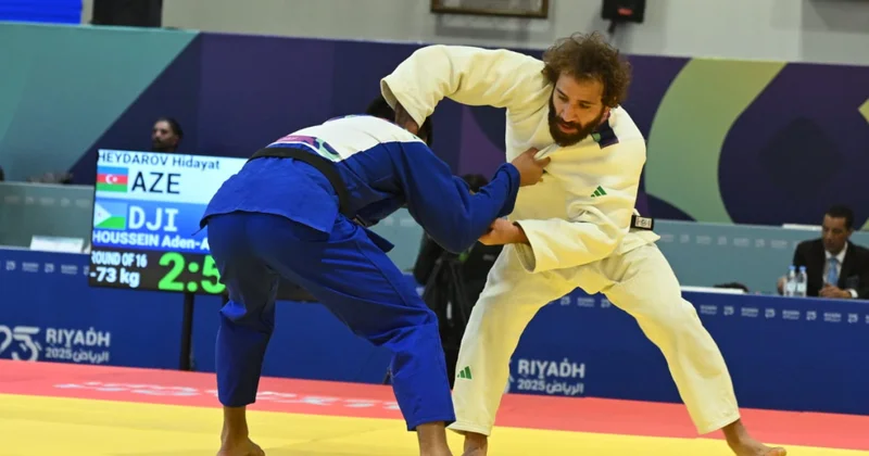 Хидаят Гейдаров с победы стартовал на Исламиаде