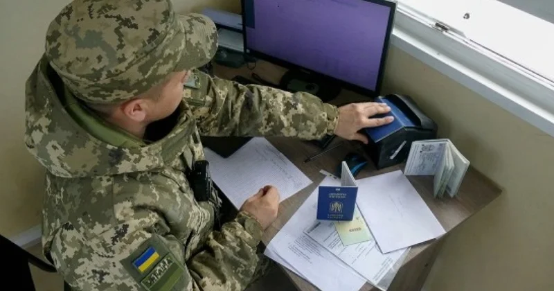 В Украине перестали пропускать через границу из за сбоя
