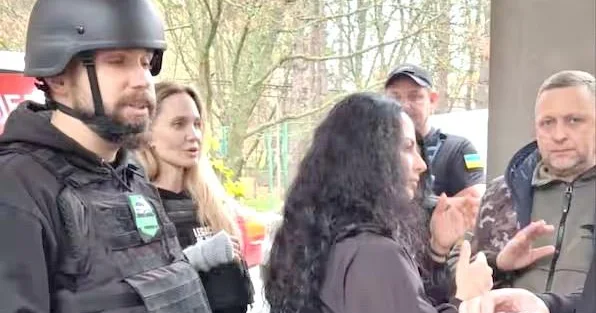 Ancelina Coliyə Ukraynada böyük şok! Sürücüsü məcburi şəkildə hərbi xidmətə aparıldı