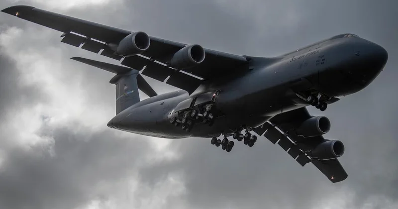 ABŞ da yük təyyarəsi faciəsi 14 nəfər həyatını itirdi