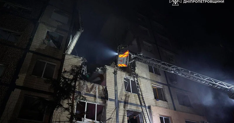 Атака по Украине: двое погибших, десятки пострадавших