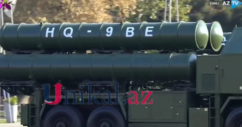Azərbaycanın Çindən aldığı raket ilk dəfə paradda VİDEO