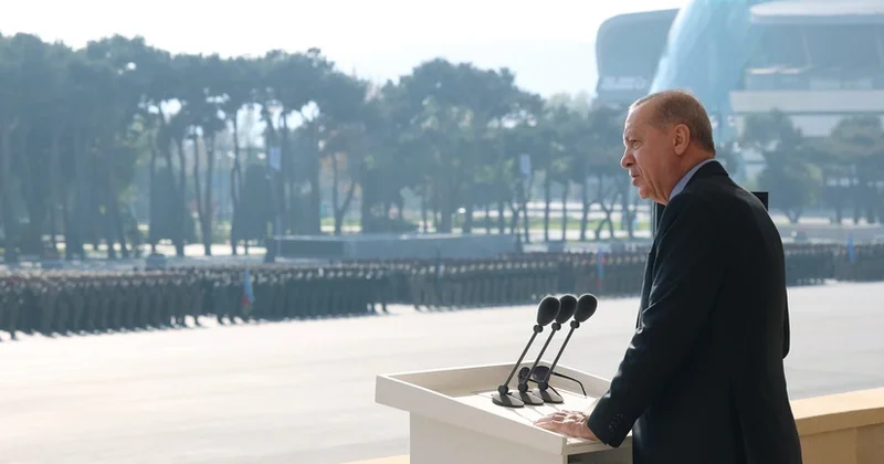 Türkiyə Prezidentinin administrasiyası Bakıdakı hərbi paraddan görüntülər paylaşıb
