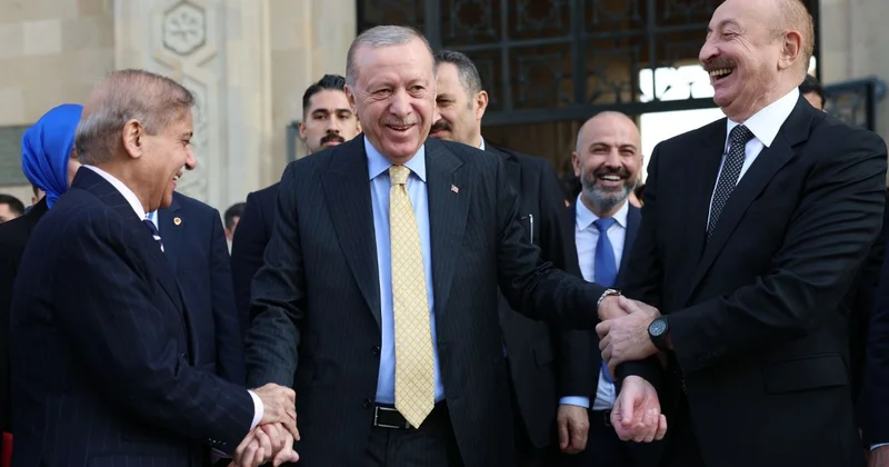 Prezidentlərin Bakıdakı bu görüntüləri gündəm oldu FOTOLAR