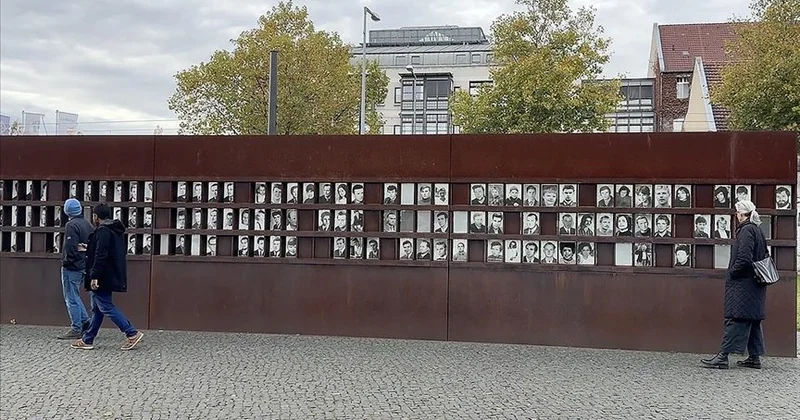 Berlin divarının yıxılmasından 36 il ötür