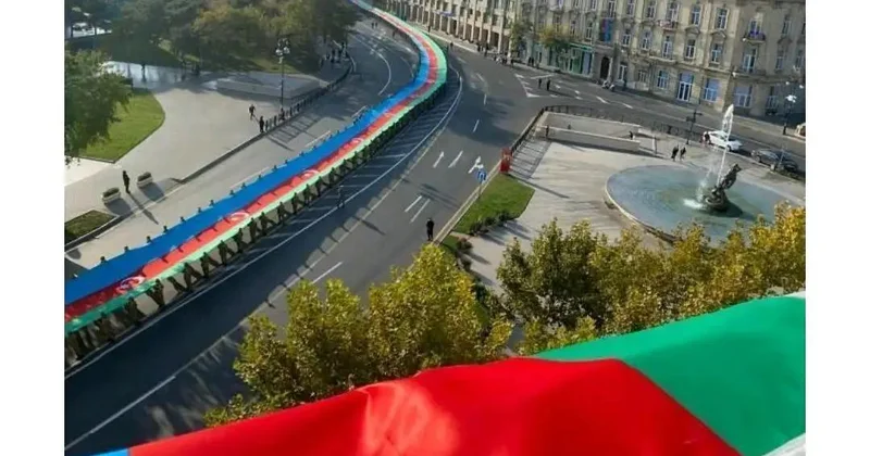 Azərbaycan xalqı Zəfər Günündə şəhidlərin xatirəsini yad edir