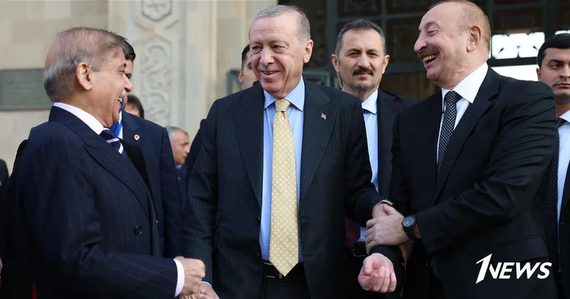 Эрдоган поделился кадрами с Парада в Баку