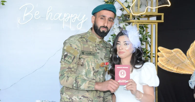 Göyçaylı qazi nikahını Zəfər Günündə rəsmiləşdirdi