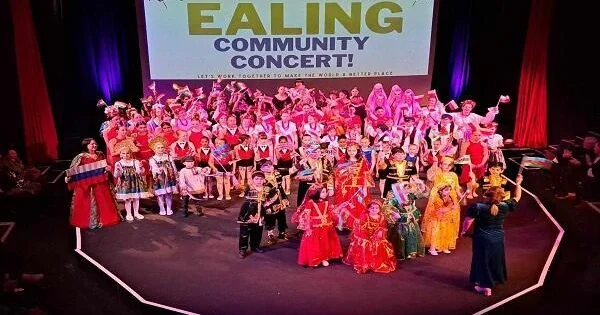 Qarabağ Məktəbinin şagirdləri Londonda çıxış etdilər