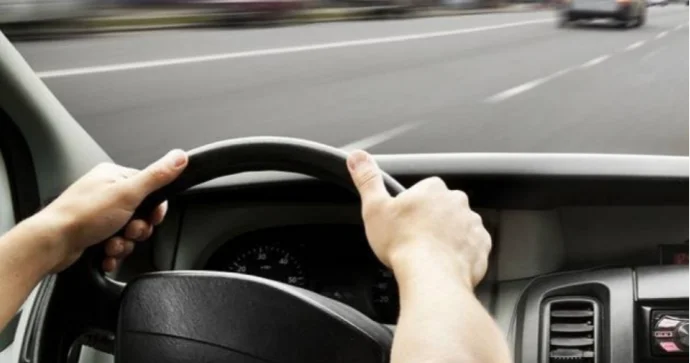 Narkotik qəbul edib polisin saxla əmrinə tabe olmayan sürücü saxlanılıb