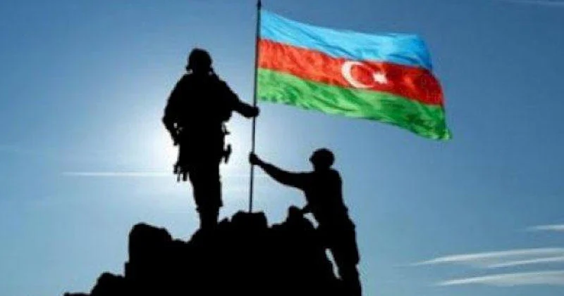 Bayraq rənginə bürünən ZƏFƏR