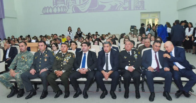 Zəfər Gününə həsr edilmiş