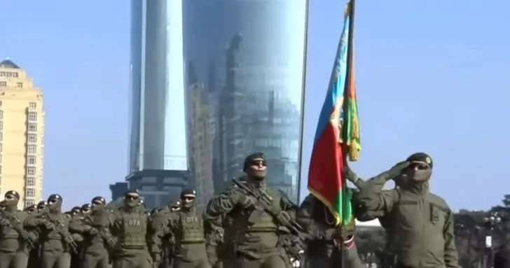 На Параде Победы в Баку прошла колонна спецподразделения Yarasa Службы внешней разведки