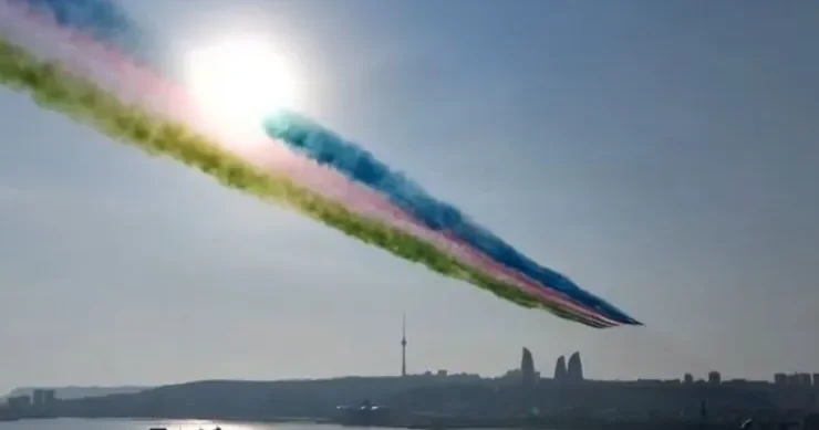 Bakı səması BU GÜN